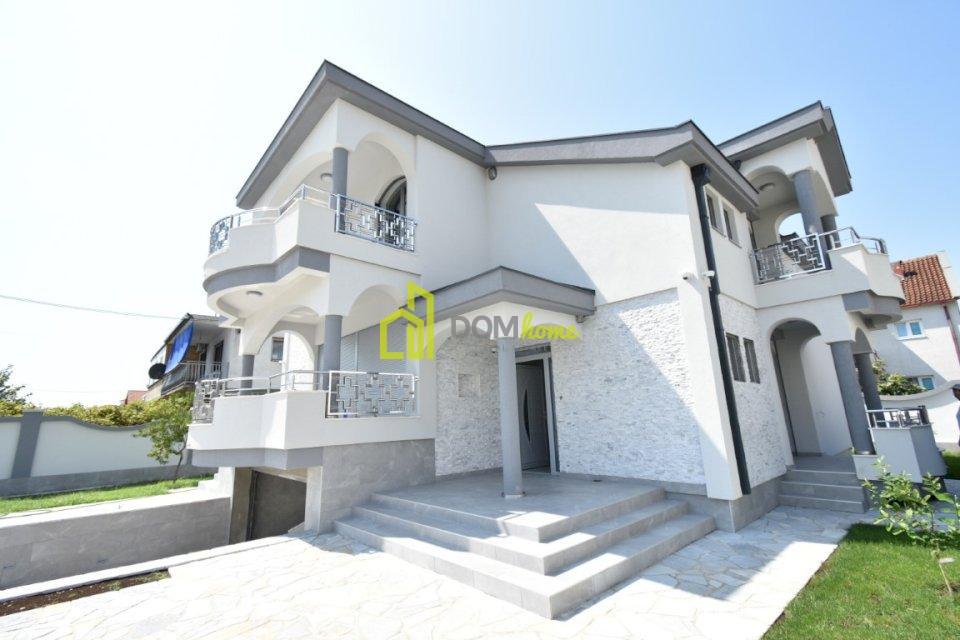 Kuća 330m2, Zlatica